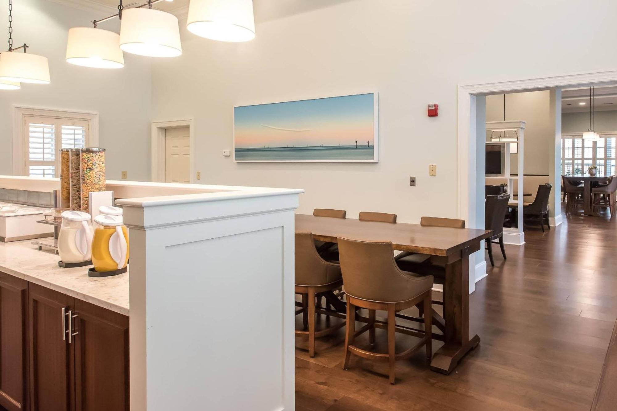 By Marriott Charleston Mt. Pleasant 3* Mount Pleasant