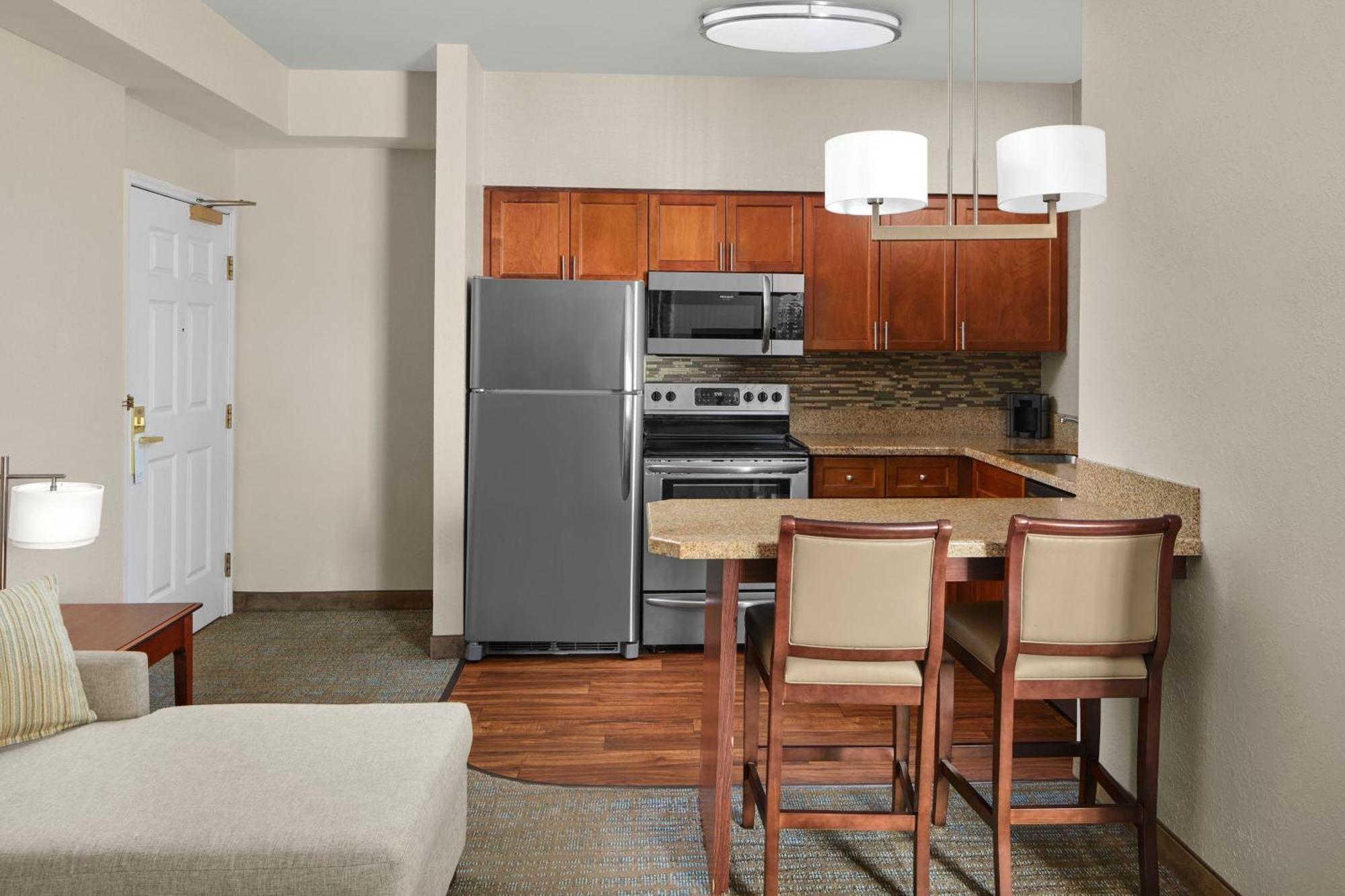 By Marriott Charleston Mt. Pleasant 3* Mount Pleasant