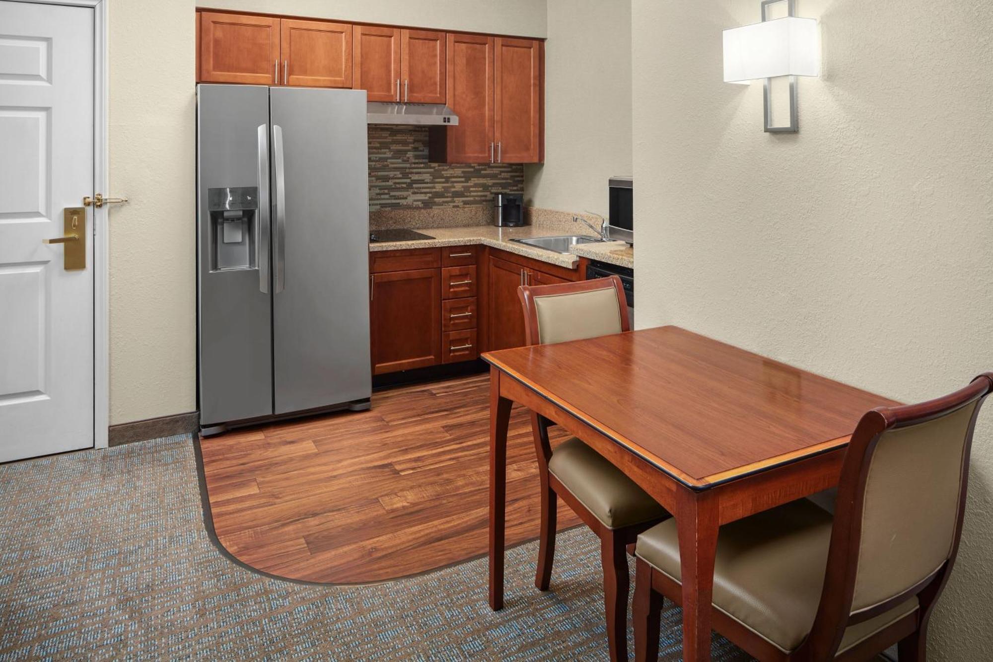 By Marriott Charleston Mt. Pleasant Hotel Mount Pleasant