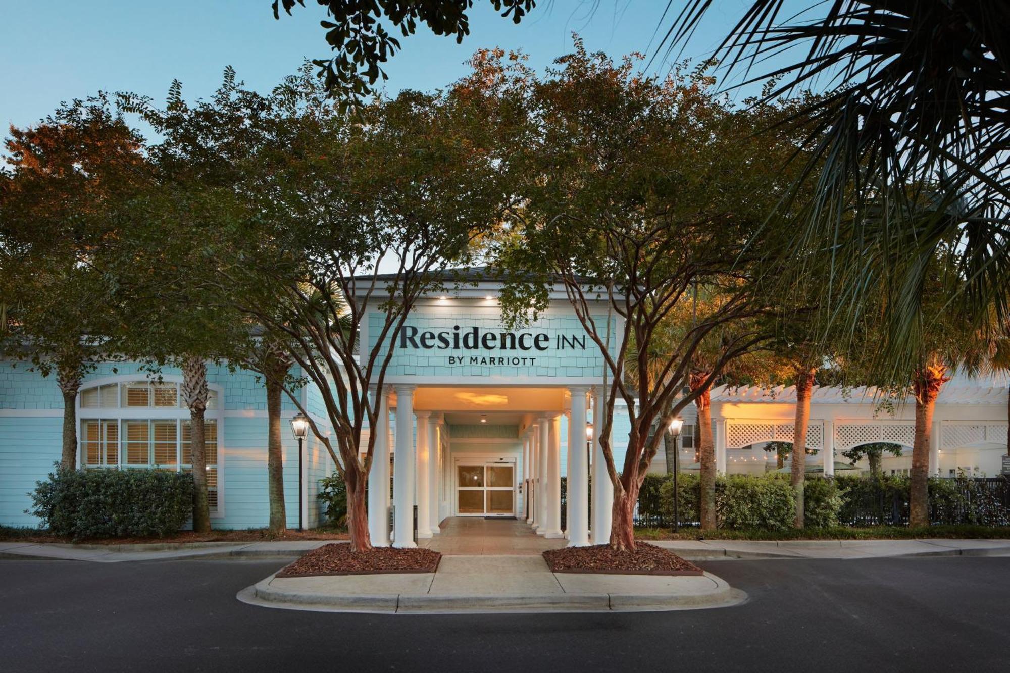 Hotel By Marriott Charleston Mt. Pleasant 3*