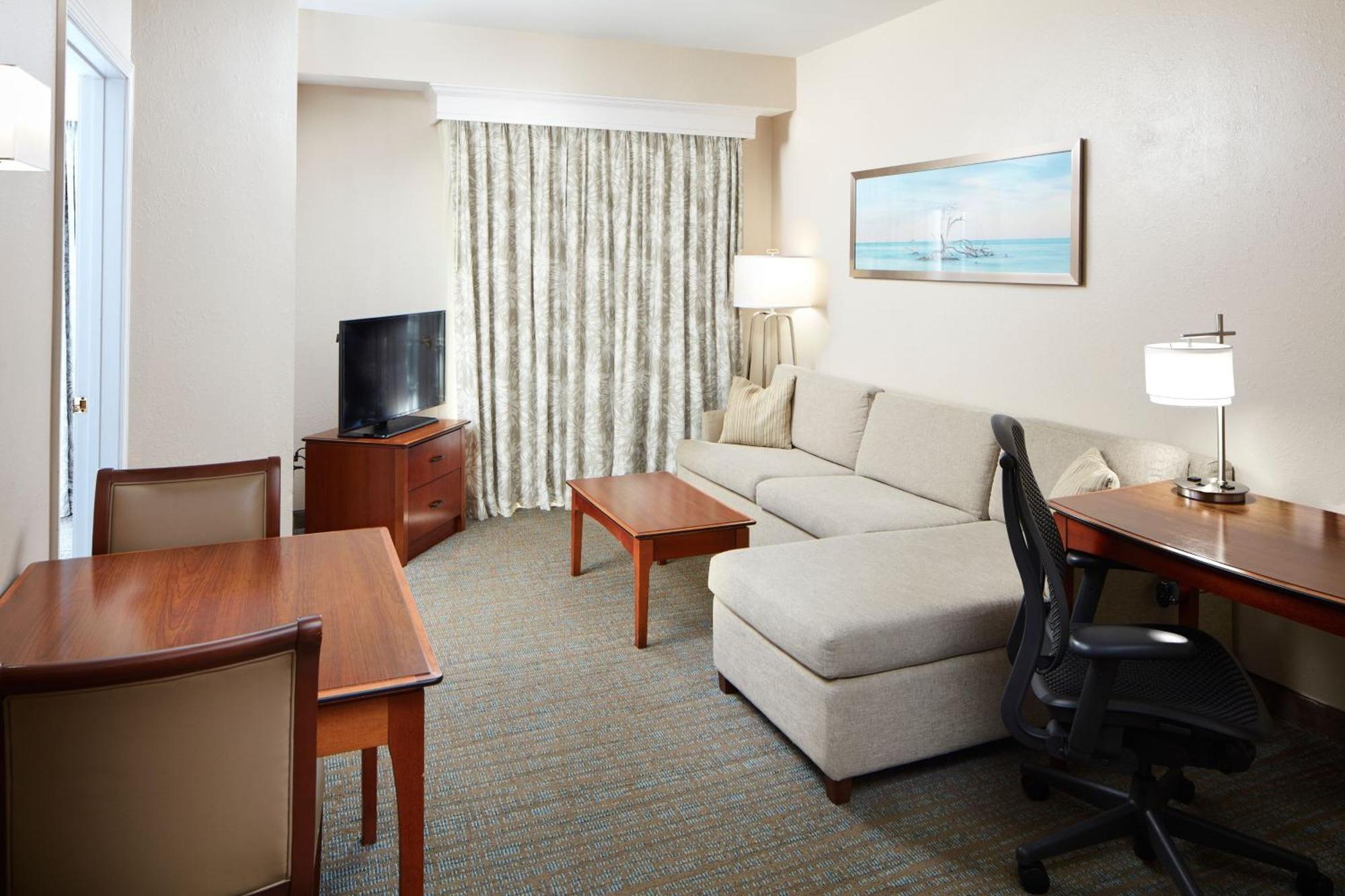 By Marriott Charleston Mt. Pleasant 3*