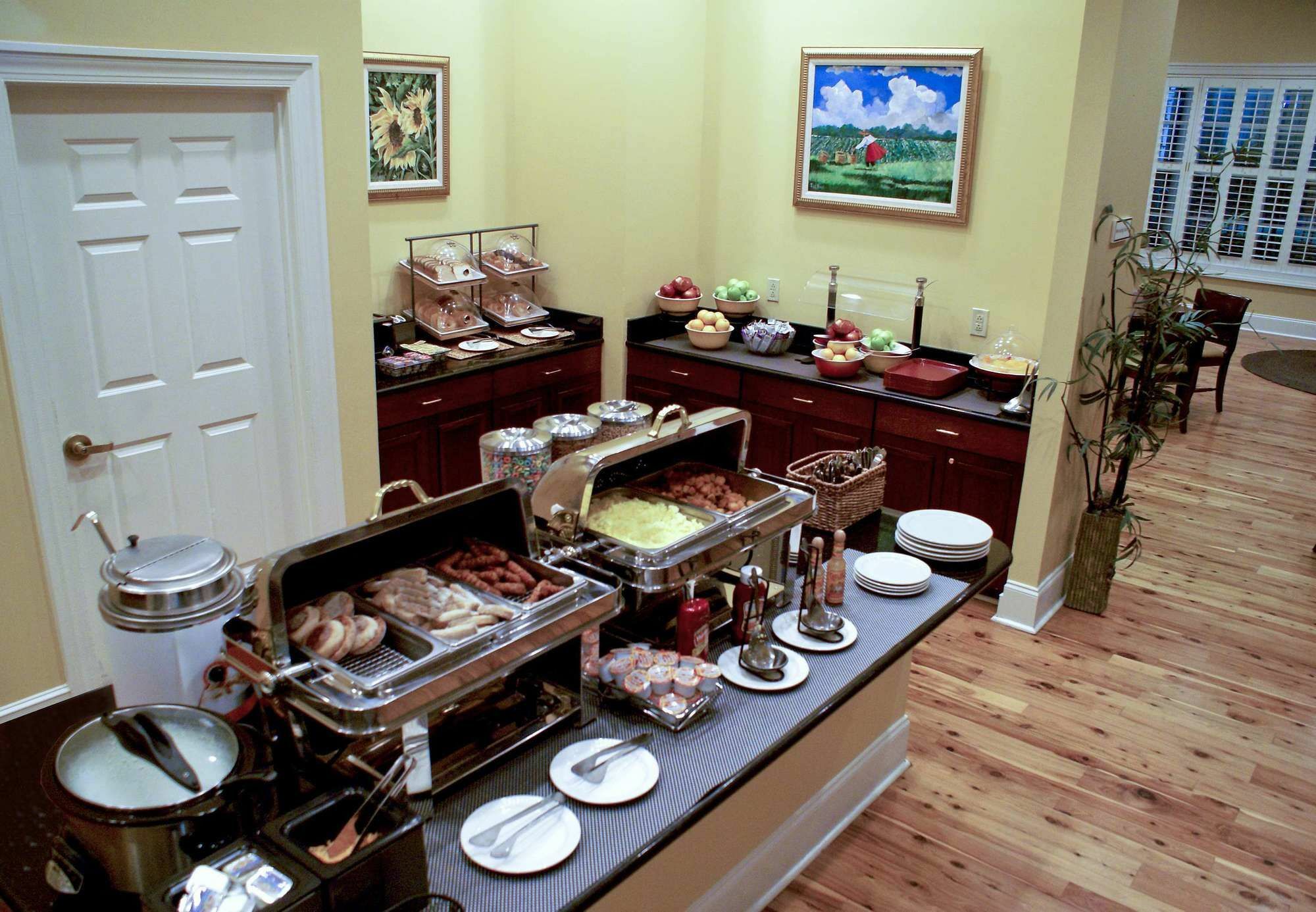 Hotel By Marriott Charleston Mt. Pleasant 3*